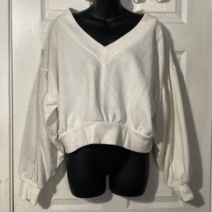 Forever 21 white long sleeve V-Neck sweatshirt